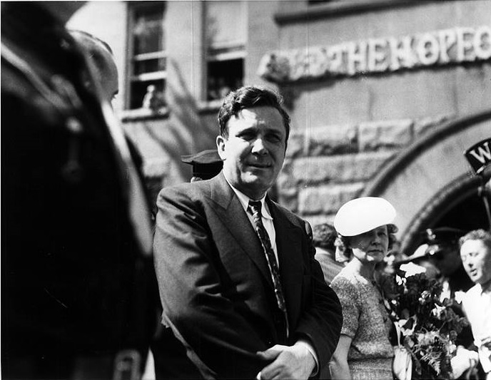 Wendell Willkie at the notification ceremony for his presidential nomination, Elwood, Indiana, 1940. Image courtesy of Indiana Memory. 