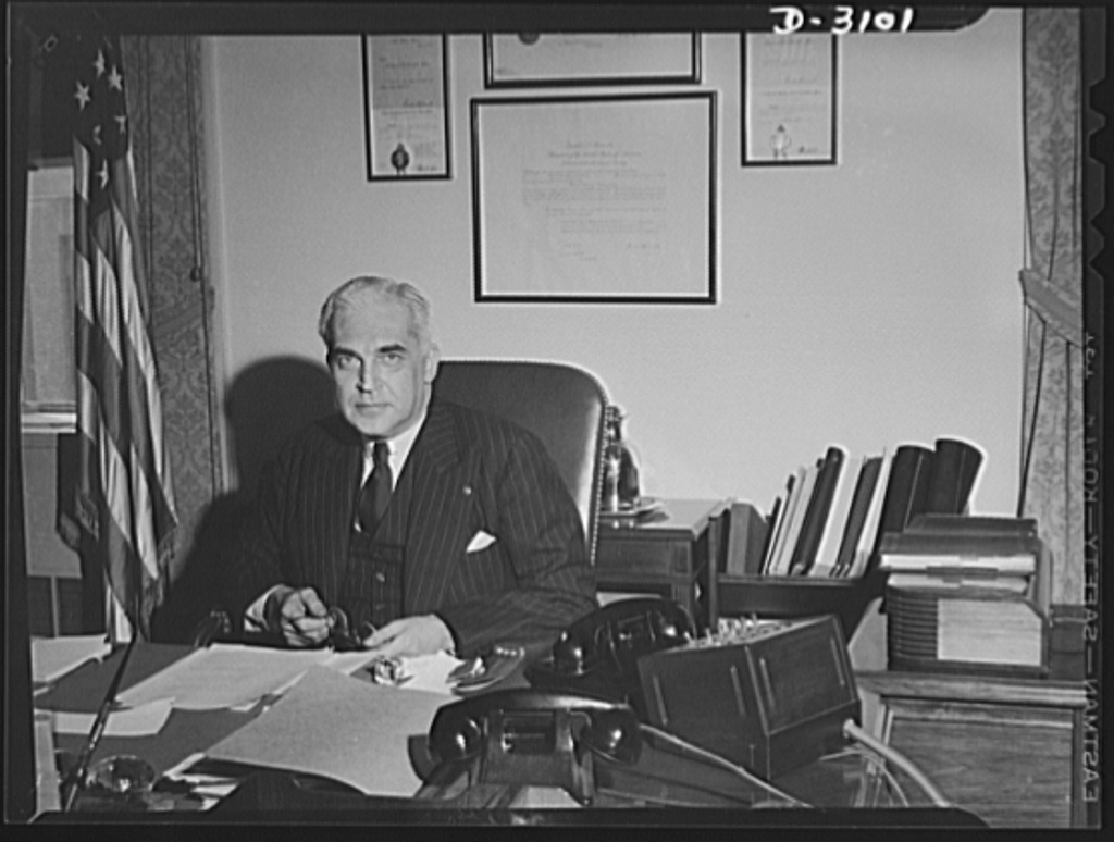 McNutt serving as the Director of the War Manpower Commission, 1942. Image courtesy of the Library of Congress.